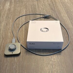 Oura Ring with Charger - Silver and box